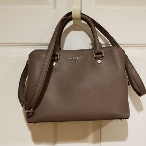 Michael Kors Medium Savannah
